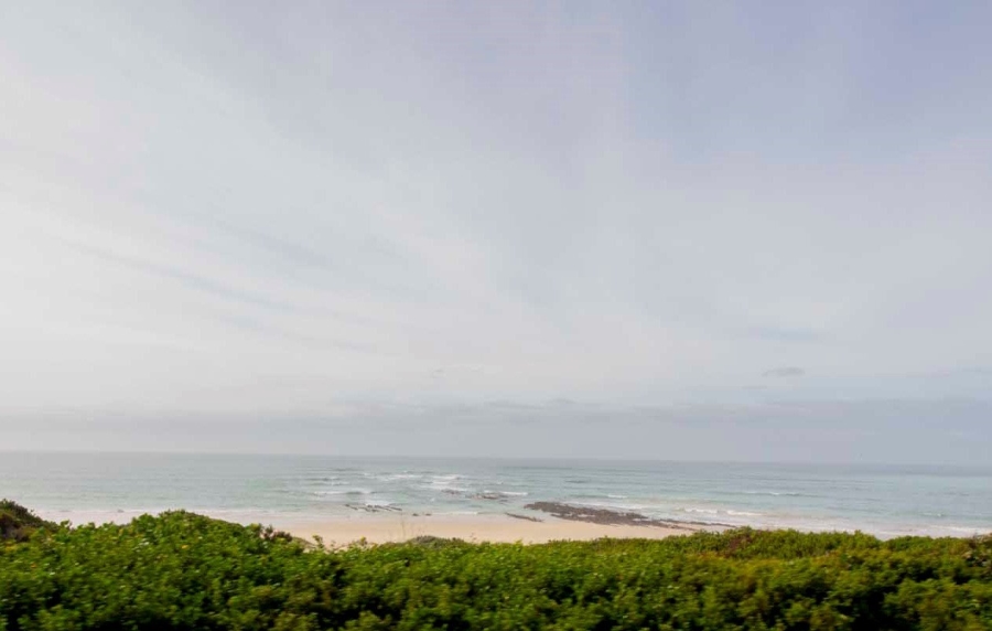 Commercial Property for Sale in Paradise Beach Eastern Cape